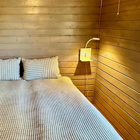 Σαλέ Eagle Bay - Waterfront Rorbu B *