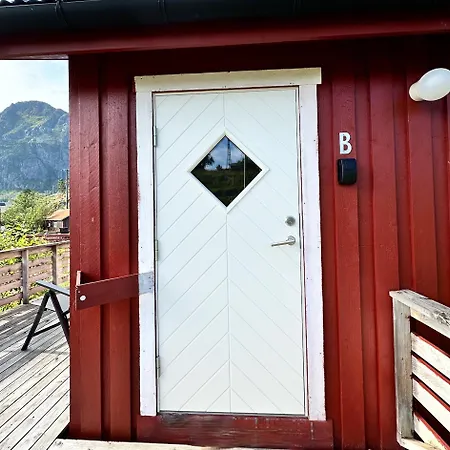 Eagle Bay - Waterfront Rorbu B * Sorvagen